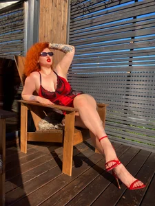 AnnaRichmondのI'm waiting for you in our house 💋の 9枚の写真