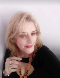_Evalina_ Public Poză 2