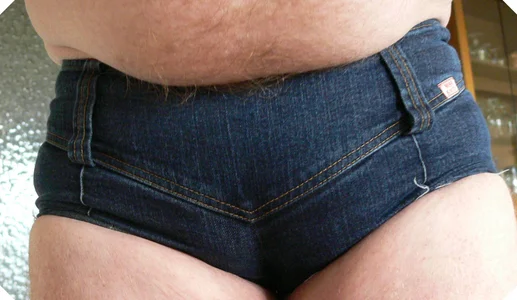 Turnhöschen und Hotpants de Turnhoeschen_1  5 photos