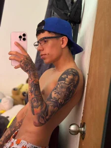 Angelcumm_ In the mirror Immagine  3