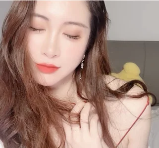 wuyueaini 直播日常 Immagine  7