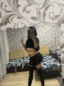Alina_Cxntury Public Pic 4