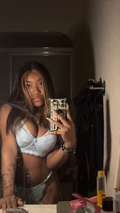 lifeoftt_19xx 🐬🩵  5টি ছবি