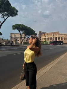 YasmineShaw An unforgettable Rome night 🖤 Immagine  9