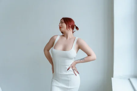 LisaVampの💮 The white lust 🤍の 5枚の写真