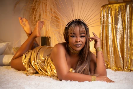 MadisonLopezx ebony goddess  5টি ছবি