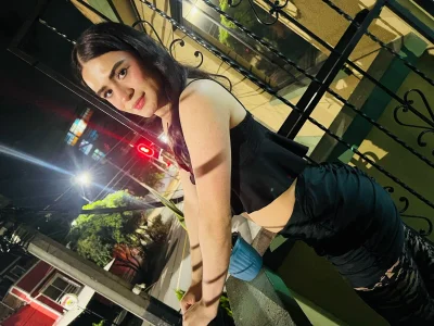 VALENTINA💚 de double_temptation19  6 Imagens