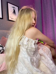Asya_Almost: SHY BLONDY TEEN ( 3 фото)
