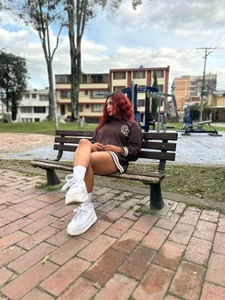 Naiaa_CruzI feel like the most beautiful woman图片