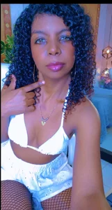 Zafiralennox : I am a very beautiful Latina girl and I want to play with you. Pic 2