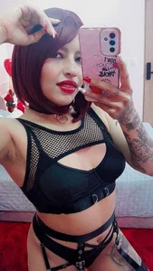 MadelaineJones Public Kuva