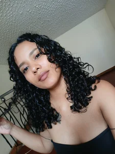 Ivonee23 ❤️🌹 Pic 3