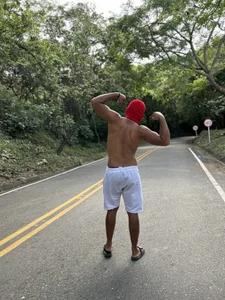 Leoonidas_38 Public Pic 4