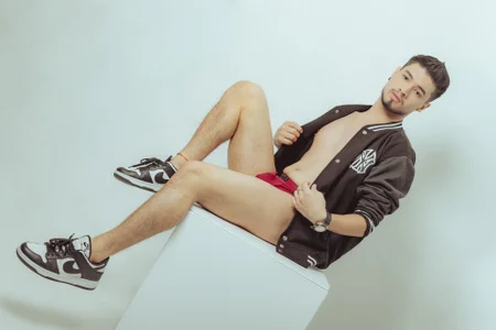 EdwardRoss_ kullanıcısının Horny albümü -  6 fotoğraf