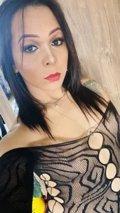 housegirl_bigcock Mi face Pic 2