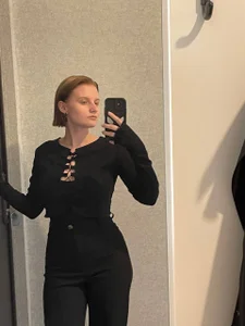 SofiaOops_1 Public 사진 3