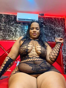 WALESKABBW_ASS I get hot when you look at me daddy!! 🔥😈 Pic 4