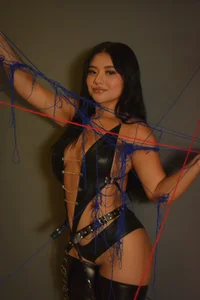 GabriellaLeeのRed, Blue and Skinの 6枚の写真