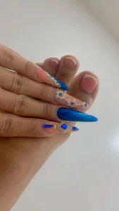 briana_sex32 My beautiful feet and hands🦶💅 Bilde