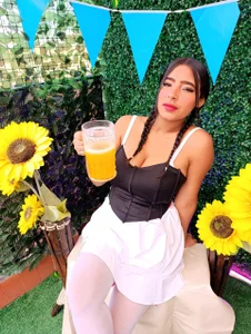 Zoe-Johnson_ 🍻Oktoberfest🍻 Pic 5