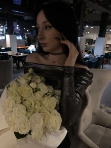 Juicy_Vikki Public Εικόνα 3