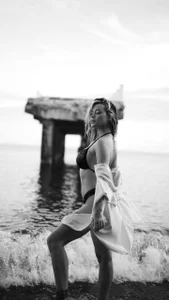 LucyVixxen Noir Mood Foto 3