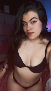 Katia_pretty_xのBe silent, let yourself go, and kiss me with your heart 🧸🌸の 2枚の写真