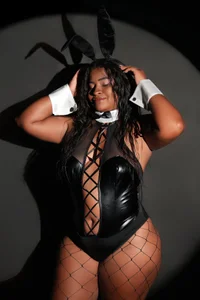 Emily_Brown18 kullanıcısının conejita playboy albümü -  4 fotoğraf