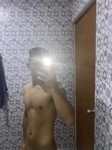 BOY_FANTASTIC Public Foto 4