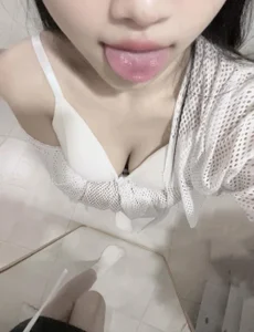 ali_za88 Good morning, wishing you all happiness! Pic