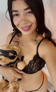 sexy lingerie de Jazminn_01  2 photos