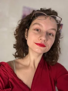 Leya_Curly I can be your lovely! টি ছবি