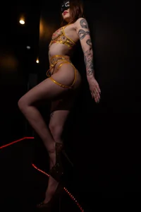 XXX Гола снимка 2 на hellishsin