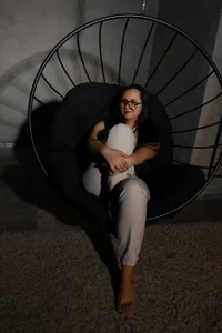 VoulezVous_Angel Let's take a little rest? Pic 3