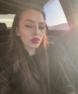 Public de Anya_Sky  Imagens