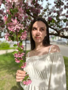 Enjoying it.. od AngelParks  2 snímek