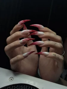 Sarahthegreatest My nails :3 Pic 2