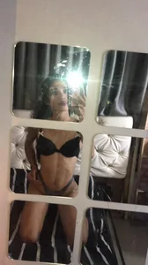 XoTrisha injoy to see my hot photos Gambar 9