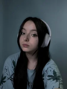 JoanieBelroseのPublicの 3枚の写真