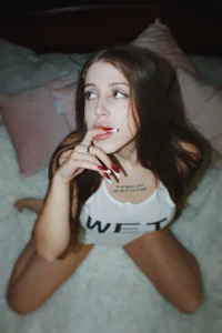 OnlyPenny wet Bilde 6