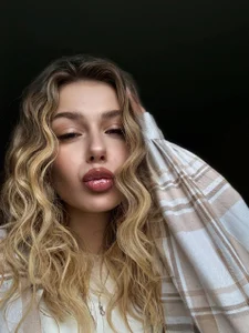 Eva_Ellis love Pic 4