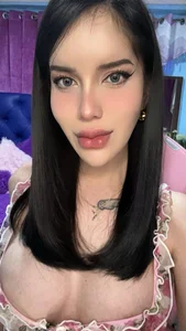 YourValentine143 Public Pic