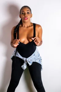 AitanaBrown_ I'm Aitana Foto 4