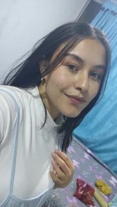 HannaCollins_ Public Bilde 3