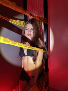 AbbyWathson Danger Zone desires 🔥 Foto