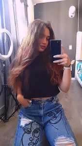 valen_thompson Public Bilde 2