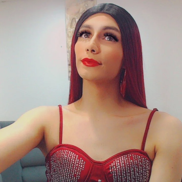 KatalinaRodriguez_ Набираща популярност снимка 2949