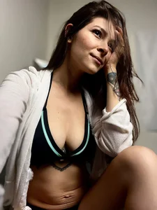 Aleska_Miami new photos Hình 6