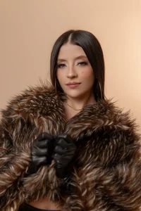 ValeriaRiveraX 🤎Silhouettes in Fur🤎 Pic 3