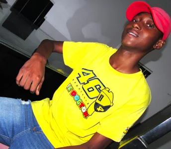Joel_Bell Ebona latino slika 8